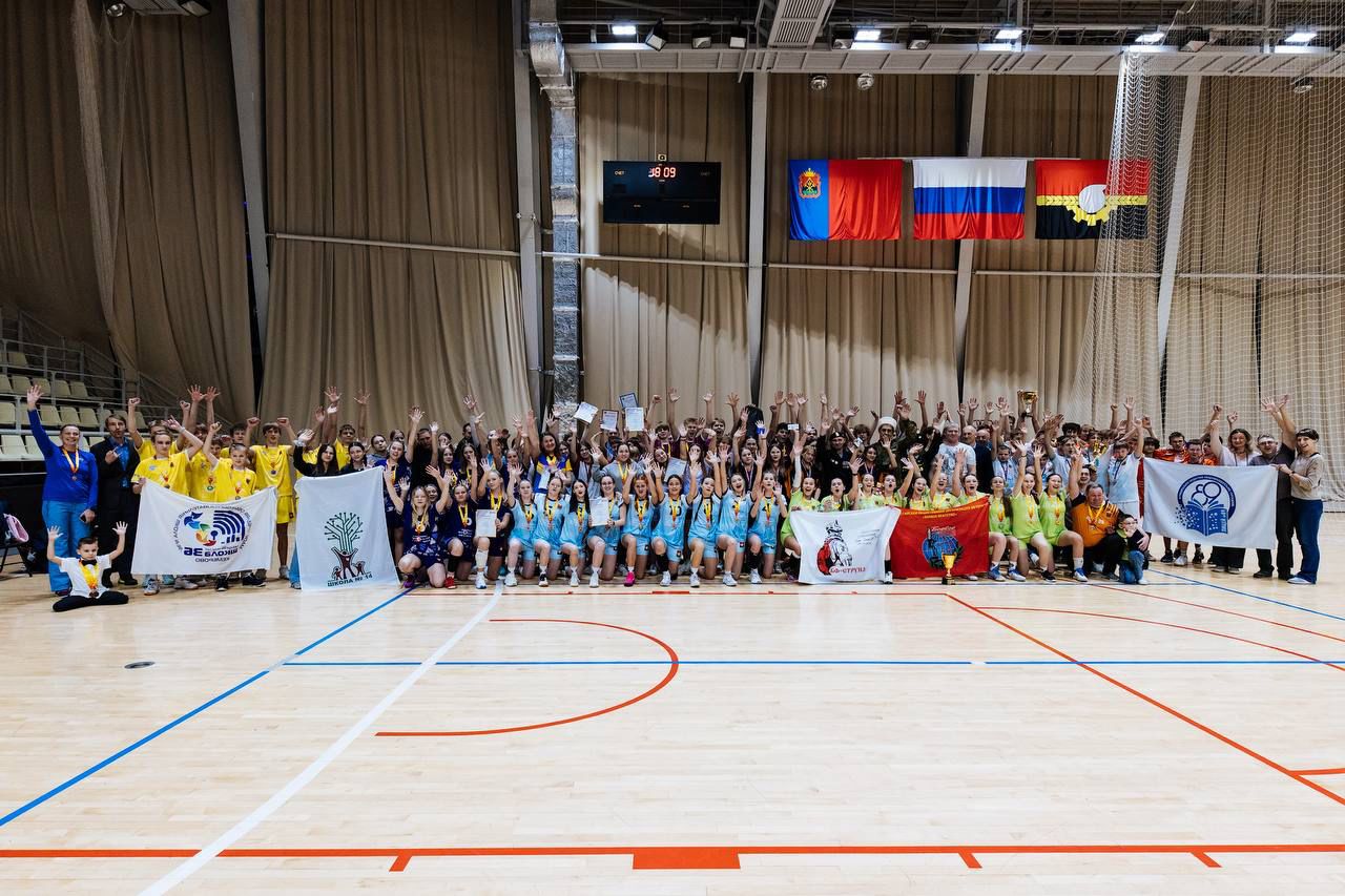 Завершен очередной сезон школьного волейбола